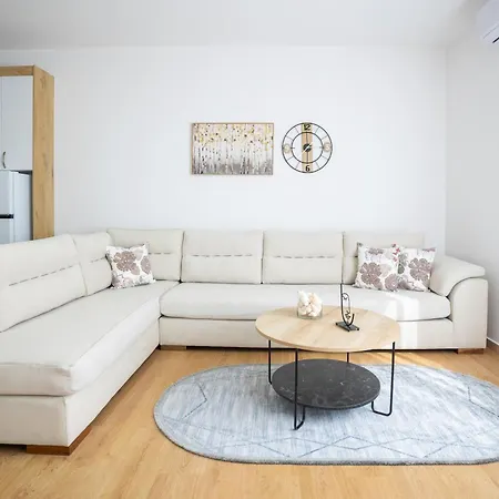 In Apartment Durrës